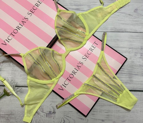 Victoria secret ensemble - victoria's,