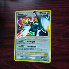carte pokémon Arceus x très vieux modèle se vend 160€ sur internet carte anglais