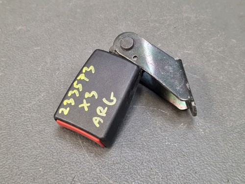 Attache ceinture sécurité