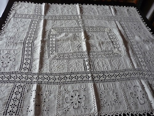 Nappe blanche ancienne - blanche,