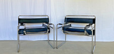 Deux Fauteuils Wassily Breuer