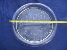 René Lalique : plat translucide, dit " aux mouflons " Diamètre 40 cm