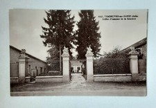 CPA VENDEUVRE SUR BARSE - GRILLES D'HONNEUR DE LA SAINTERIE 