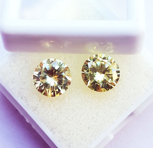 Zircon jaune taille 5x5 - zircon,