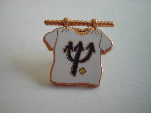 Pin club med tee - -,