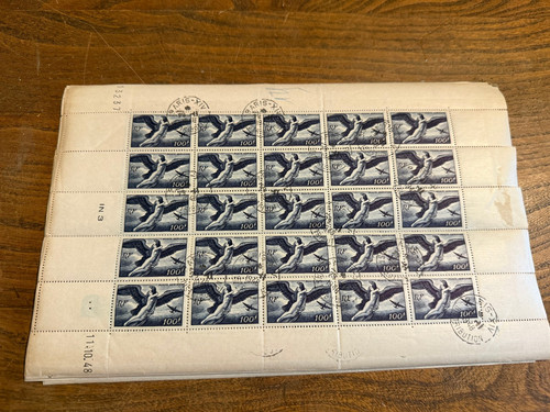 Poste aérienne 18 feuille - aérienne,