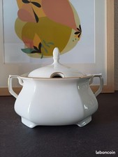 Soupière en porcelaine