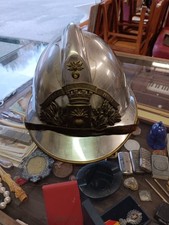 Magnifique Casque de pompier