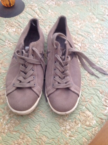 Converses - , 39