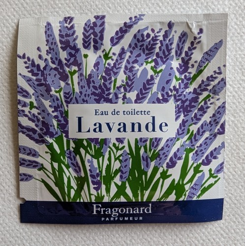 Echantillon eau toilette - eau,