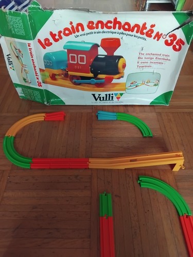 Vulli train enchanté rails - train,