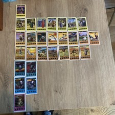 Lot de 28 Différentes Cartes