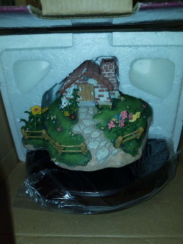 Practical pig brick house - brick,