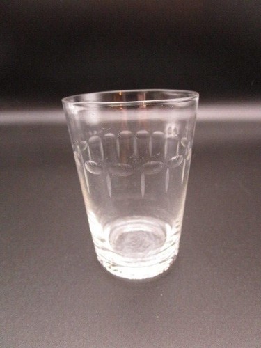Verre gobelet ancien 5cm - verre,