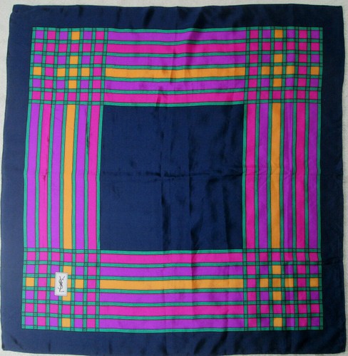 Foulard yves saint laurent - yves,