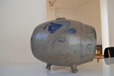 Ancien vinaigrier en grès