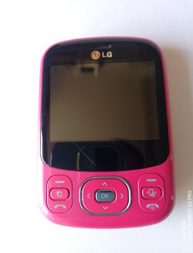 Téléphone portable rose