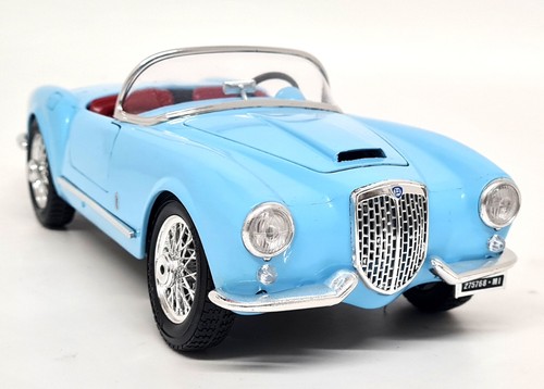 Burago lancia aurelia b24 - 1/18,