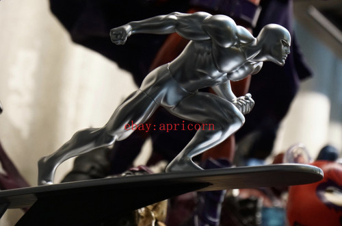 Bowen silver surfer - surfer, statue