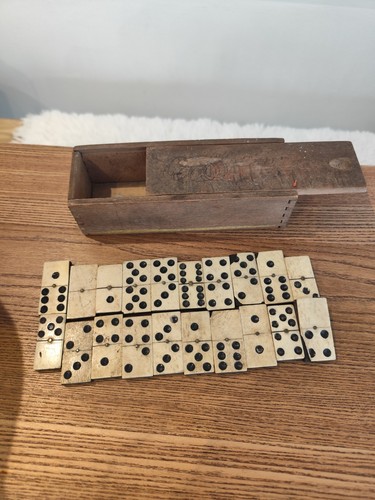 Ancien jeu dominos os et - ancien,