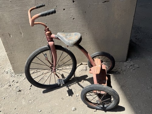 Vintage child metal - child, tricycle
