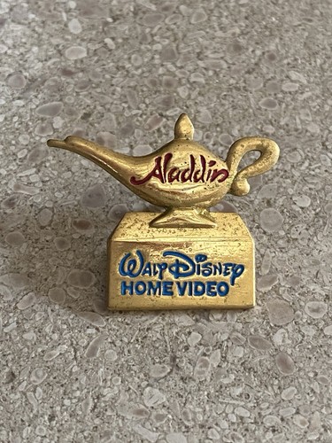 Pin aladdin walt - pin’s,
