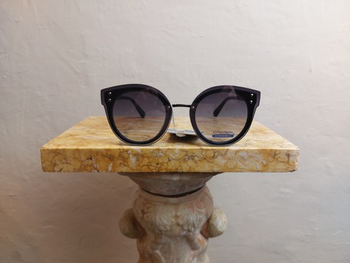 Lunettes de soleil - lunettes,