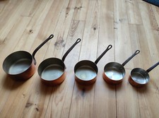 Série de casseroles en cuivre