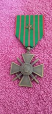 Médaille Militaire Armée Française Croix De Guerre 14/18 Armée Française