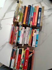 LOT de 48 LIVRES broches et