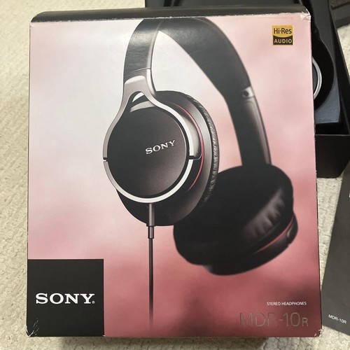 Sony wired over ear headphones - sony,