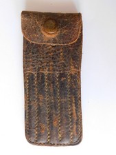 POCHETTE CUIR AVEC OUTILS ANCIENS POUR SERRURE ? LIME QUEUE DE RAT ETC...