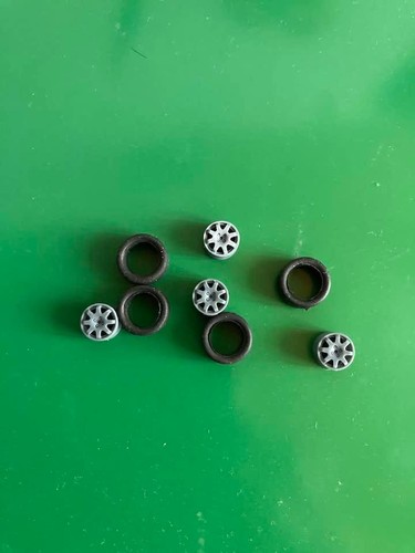 Roues jantes pneus - roues, 8