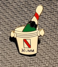 Pin’s Boisson Champagne Mumm