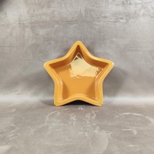 Plat en céramique en forme d'étoile Emile Henry Made in France Vintage 1980