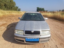 Capot skoda octavia berlina - skoda,