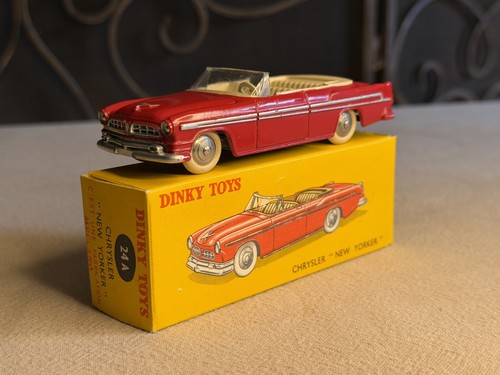 Dinky toys chrysler - chrysler, new
