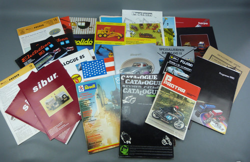 Lot catalogue pub salon - de, catalogue,