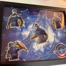 Support acrylique Avengers