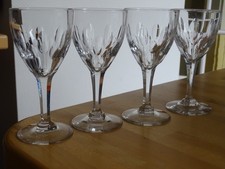 VAL ST LAMBERT 4 ANCIENS VERRES A VIN BLANC CRISTAL MODELE NESTOR ht 12,8 cm