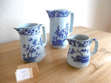 TROIS PICHETS FAIENCE CREIL