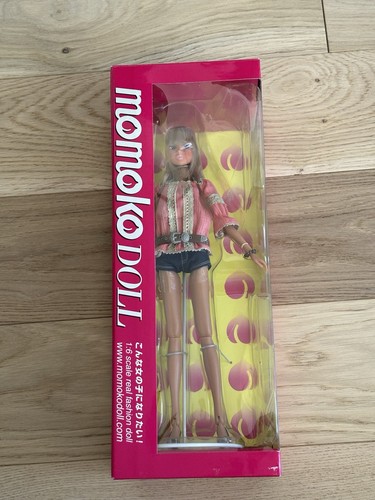 Momoko happy summer doll - happy,