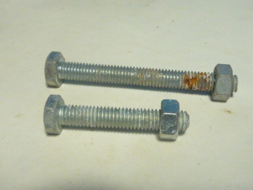 Bolt front rear - axle, vis