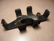 Etrier de poignée de porte droit Peugeot 305 505