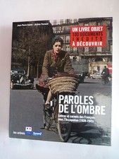 Livre objet. PAROLES DE