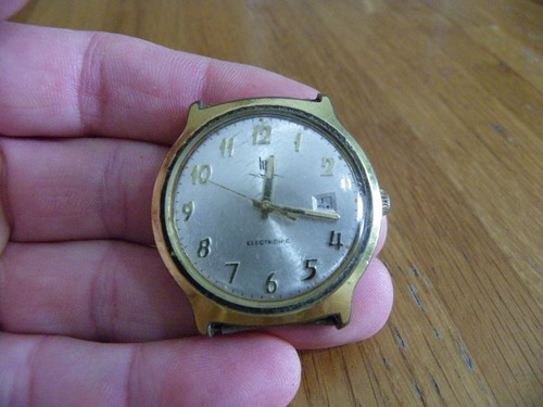 Montre lip ancienne - lip,