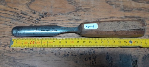 Outil ancien gouge menuisier - outil,