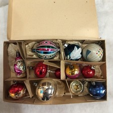 anciennes boules de Noël en verre vintage