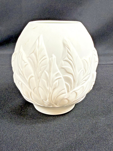 Très joli vase porcelaine - très, en