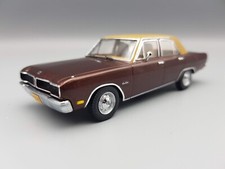 1/43 Premium X Dodge Dart Gran Sedan ( 1976 marron) - PRD394